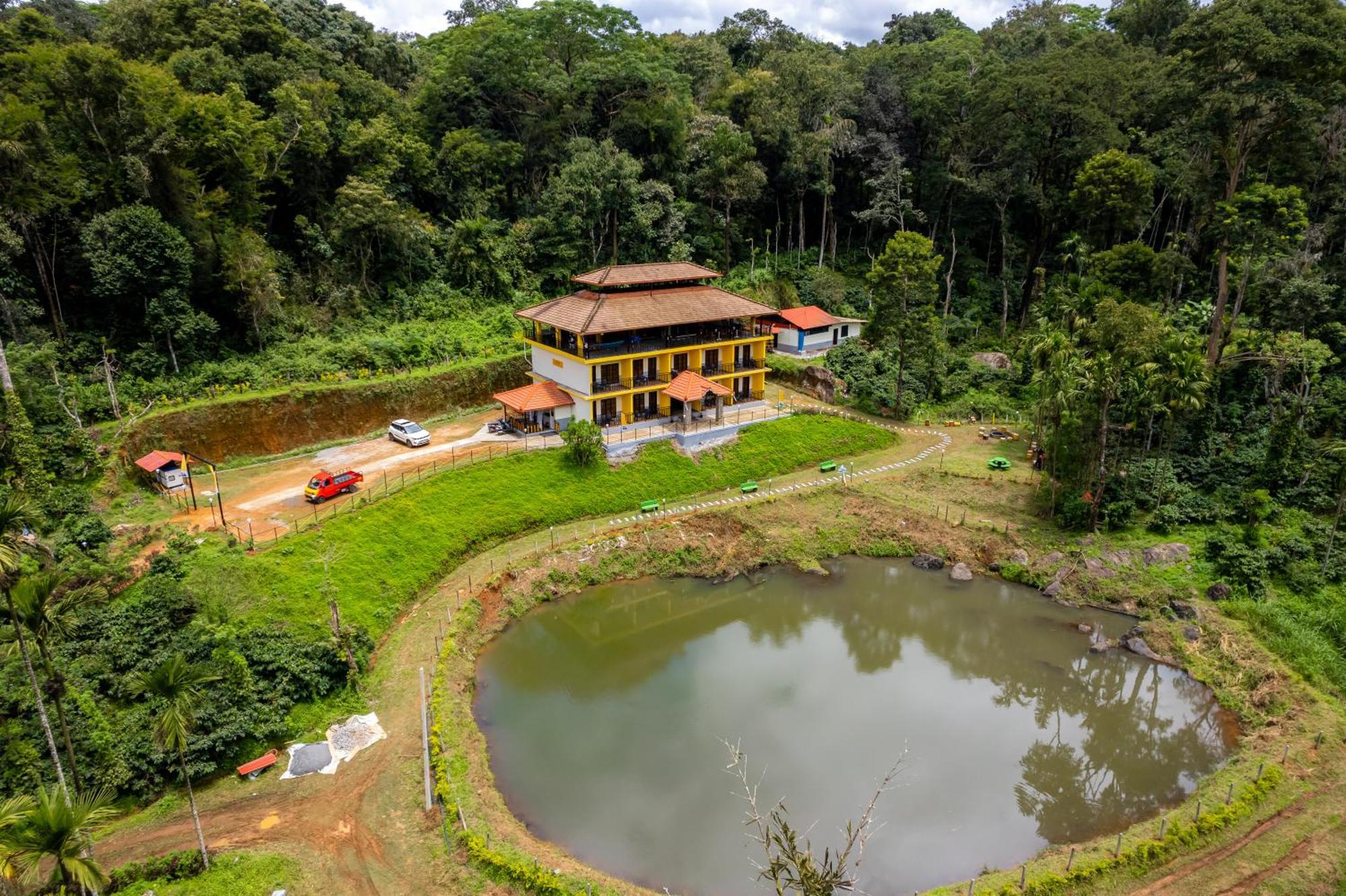 The Hosteller Coorg Rainforest, Madikeri Exterior photo